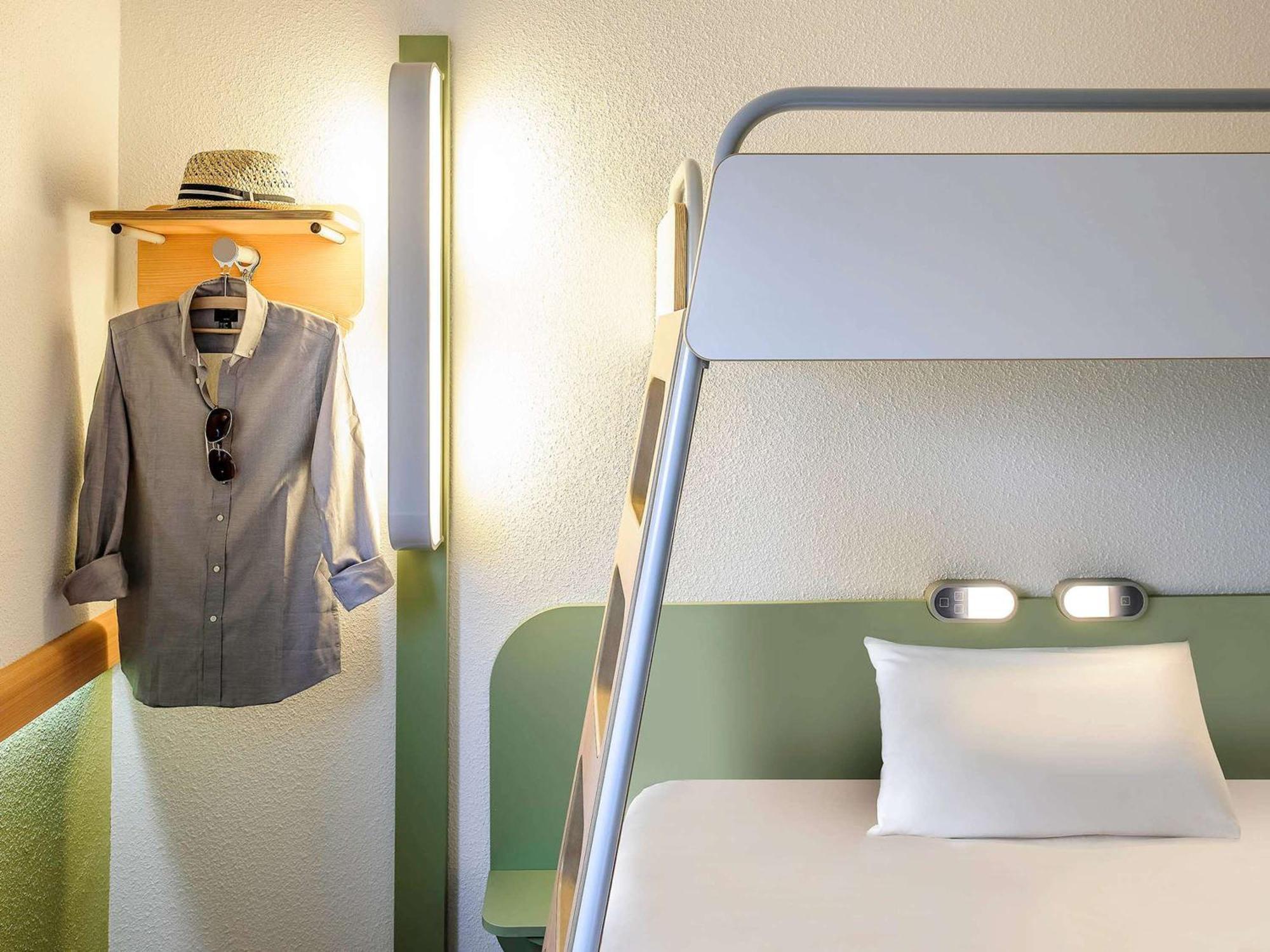 Hotel Ibis Budget Centre 2*