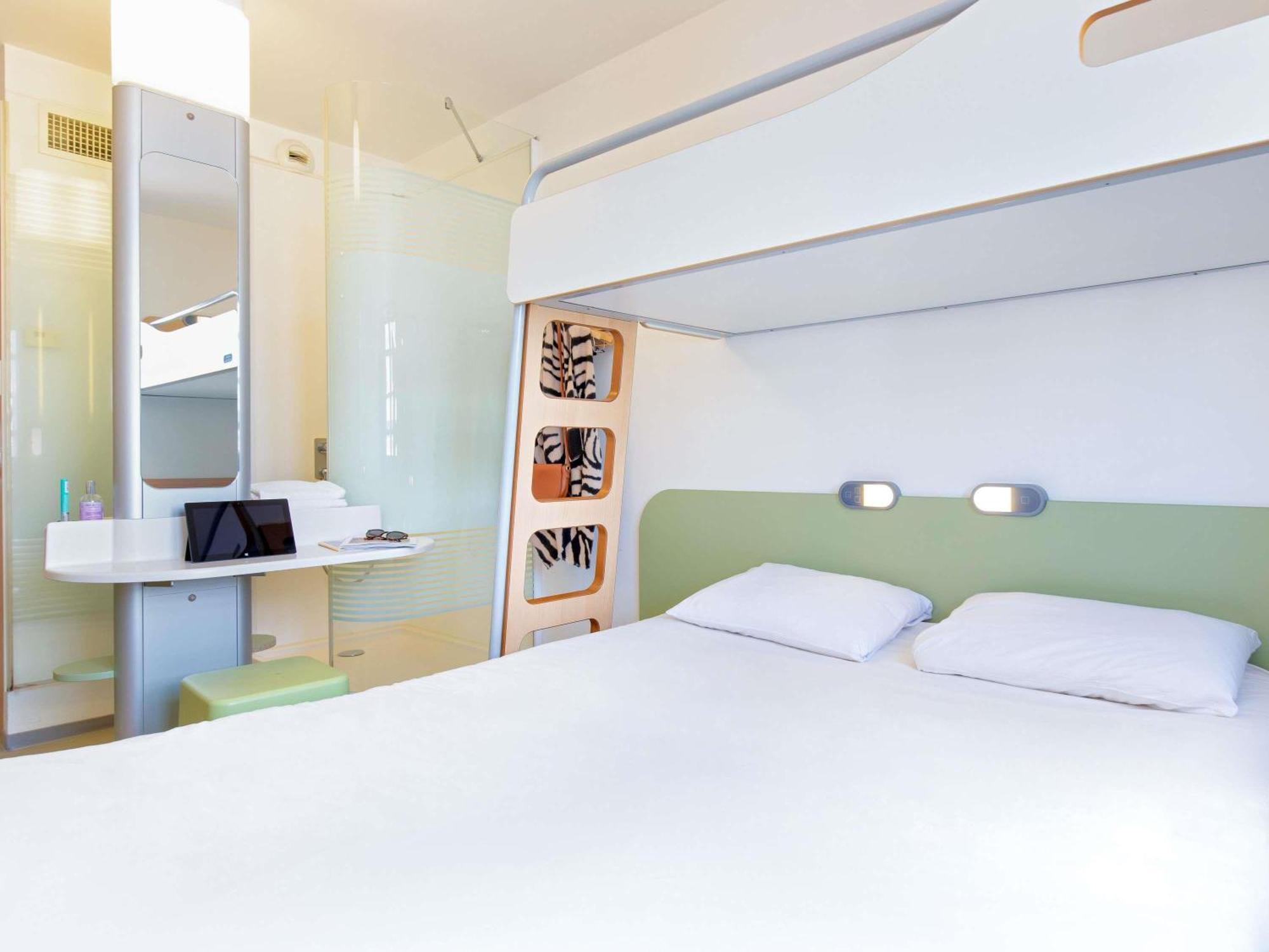 Hotel Ibis Budget Centre 2*
